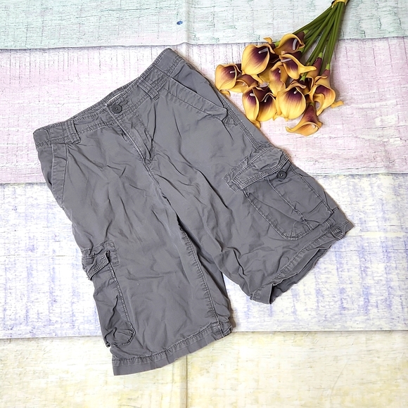 Kid's Urban Pipeline Cargo Shorts - Picture 1 of 6